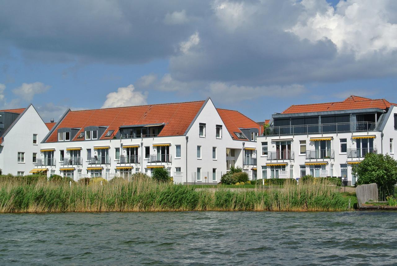 Residenz Am Seeufer Apartment Варен Екстериор снимка
